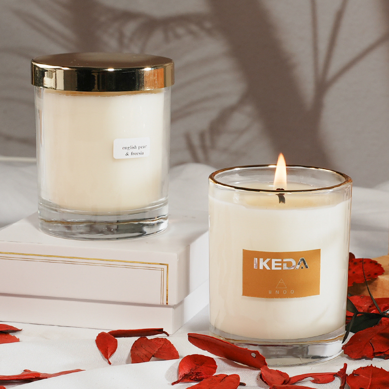 Home Fragrance English Pear And Freesia - Vela perfumada Pera inglesa y Freesia