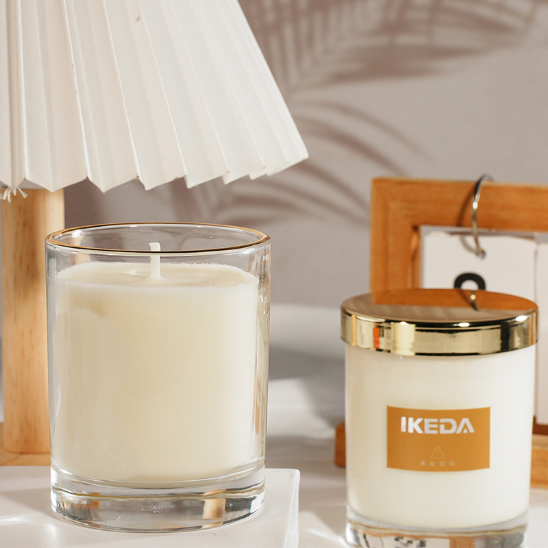 Vela perfumada Pera inglesa y  - Home Fragrance English Pear And Freesia reseña y precio